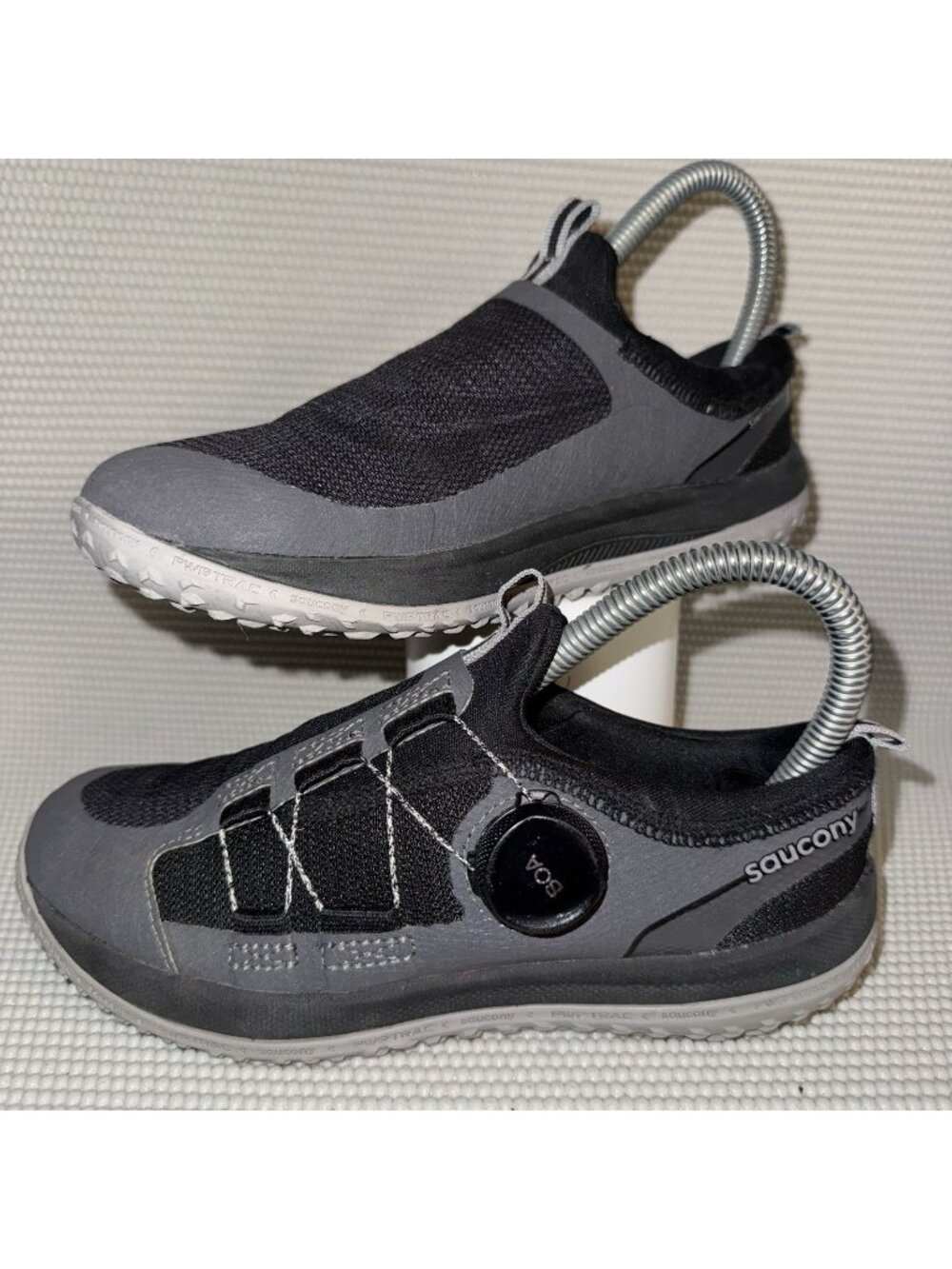 Saucony Switchback 2.0 Gray Trail Running Hiking Sneakers BOA Lace System Sz 2.5